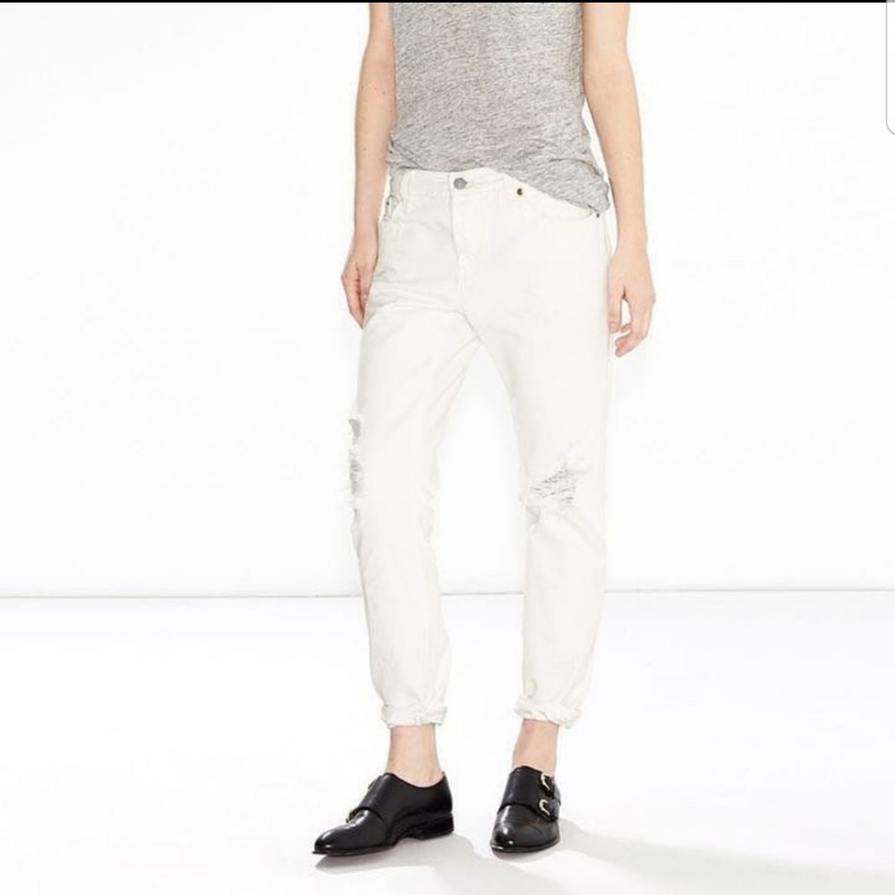 Levi's 501 Women’s Destroyed Boyfriend Jeans